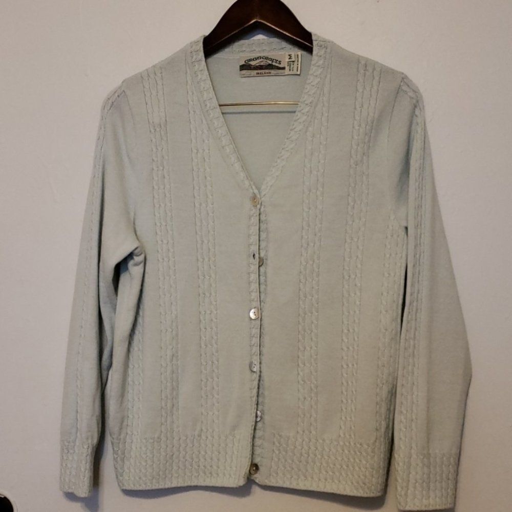 Arancraft cardigan size medium